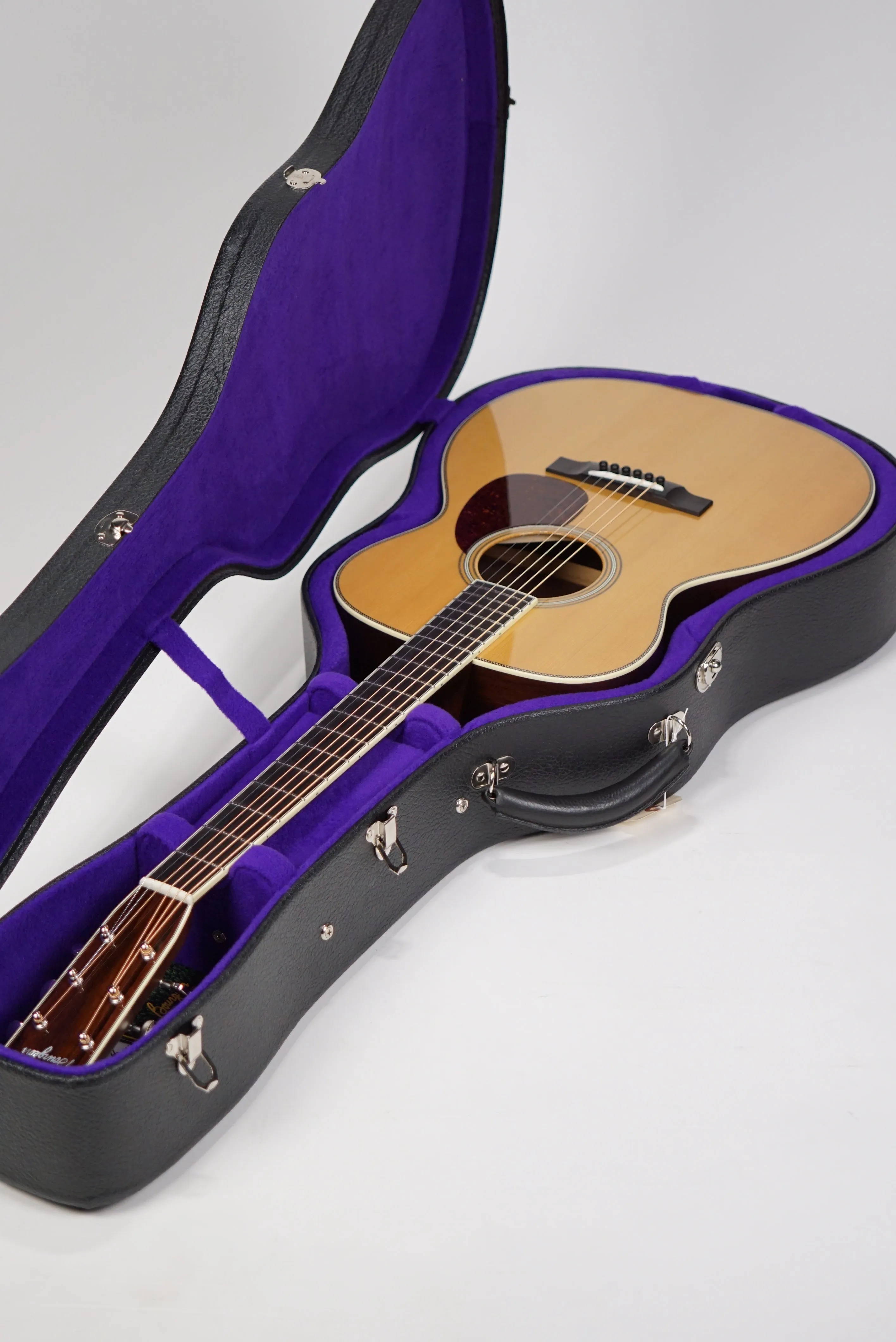 Bourgeois Custom OM Vintage Heirloom Series