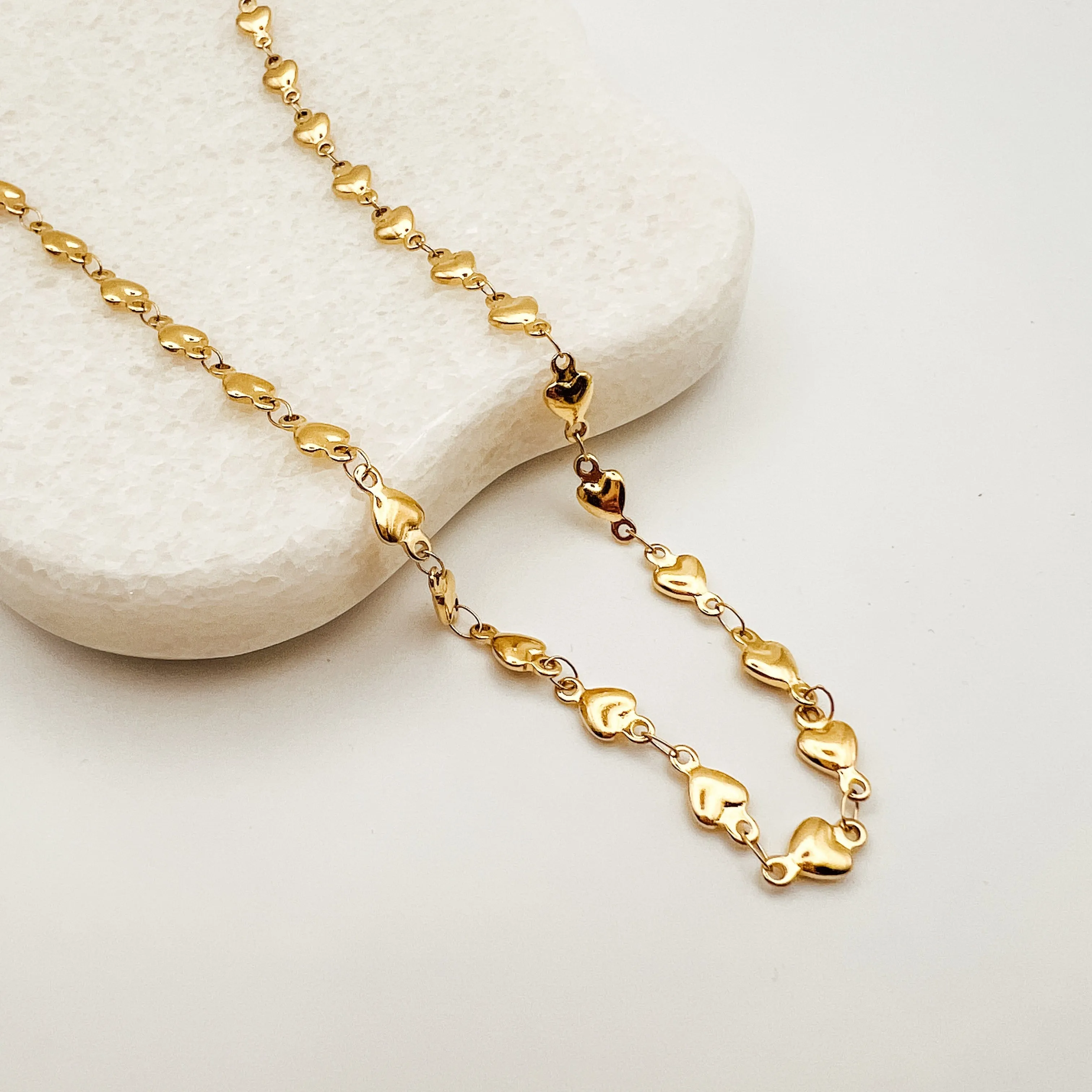 Dainty Heart Chain Necklace