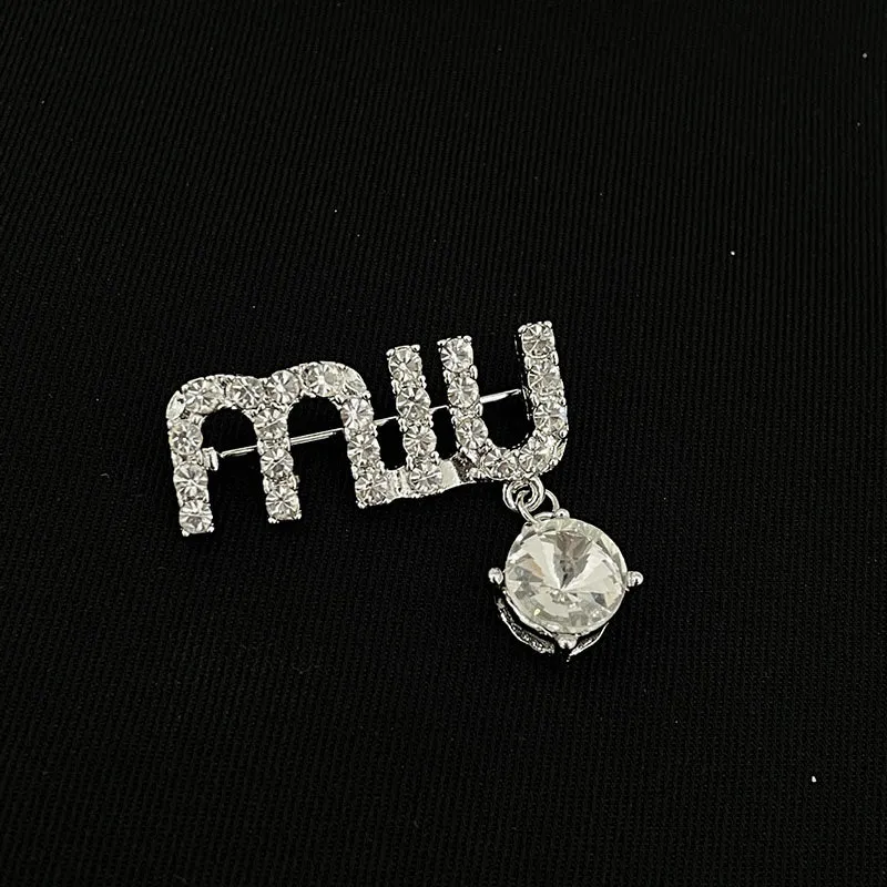 Exquisite Luxury MIU Letters Inlaid Shiny Full Zircon Brooch