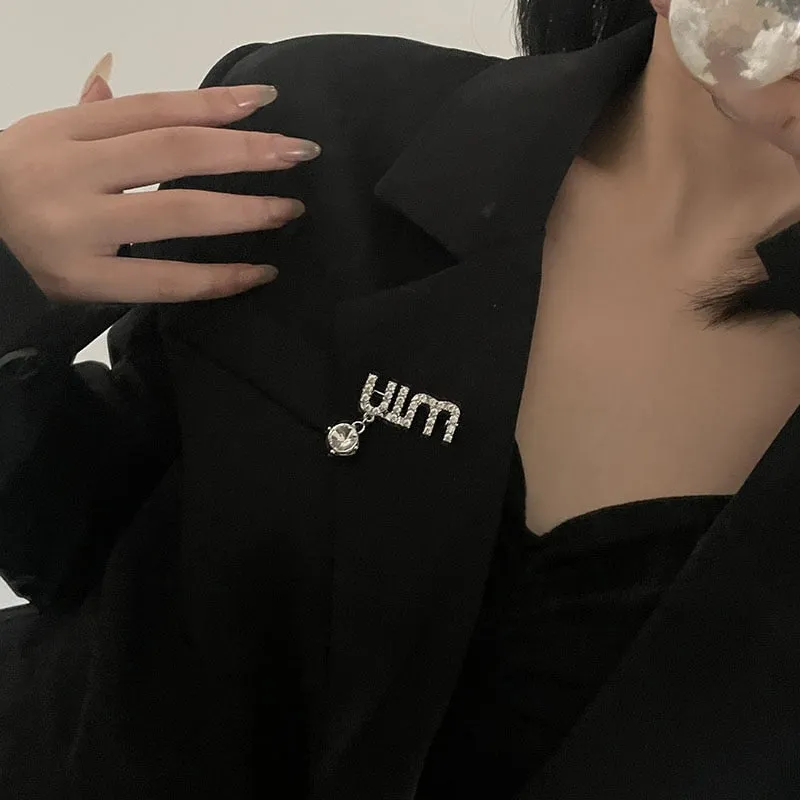 Exquisite Luxury MIU Letters Inlaid Shiny Full Zircon Brooch