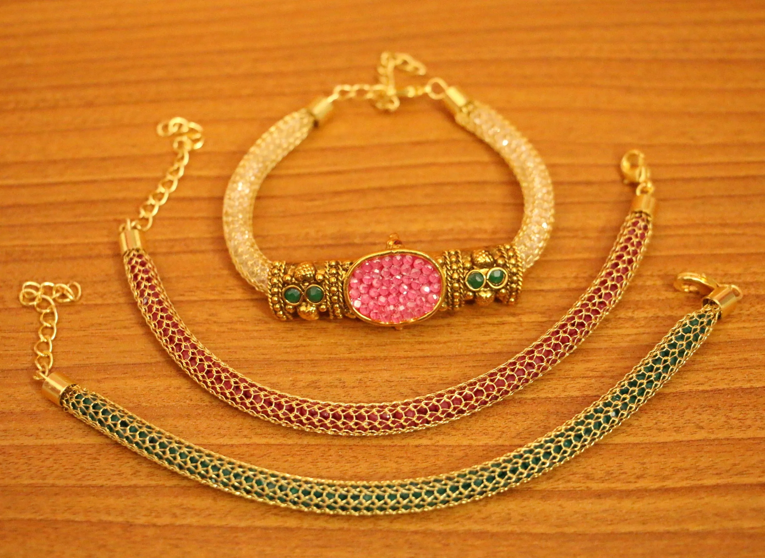 GOLD LOOK MULTICOLOUR CHANGEABLE BRACELET
