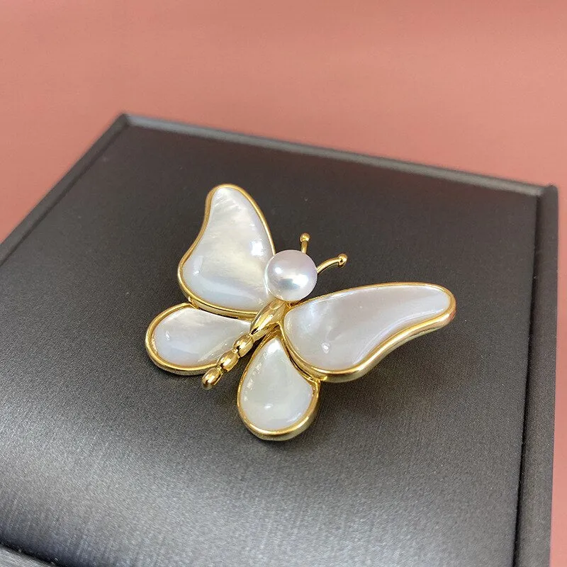 Luxury Pearl White Butterfly Brooch Exquisite Insect Pins Corsage Brooches Woman