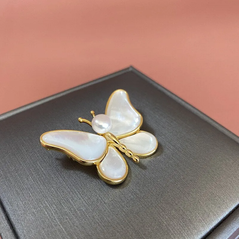 Luxury Pearl White Butterfly Brooch Exquisite Insect Pins Corsage Brooches Woman