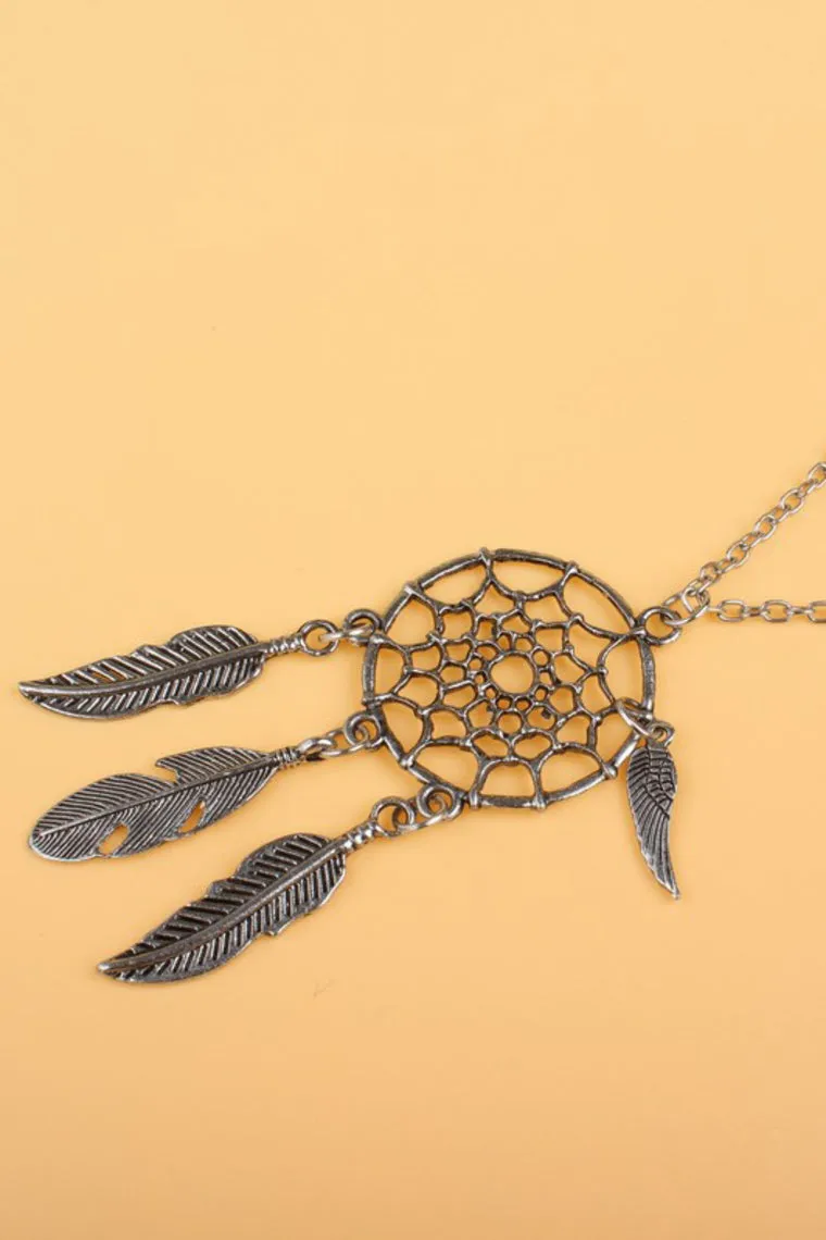 Modern Ladies' Silver Necklaces