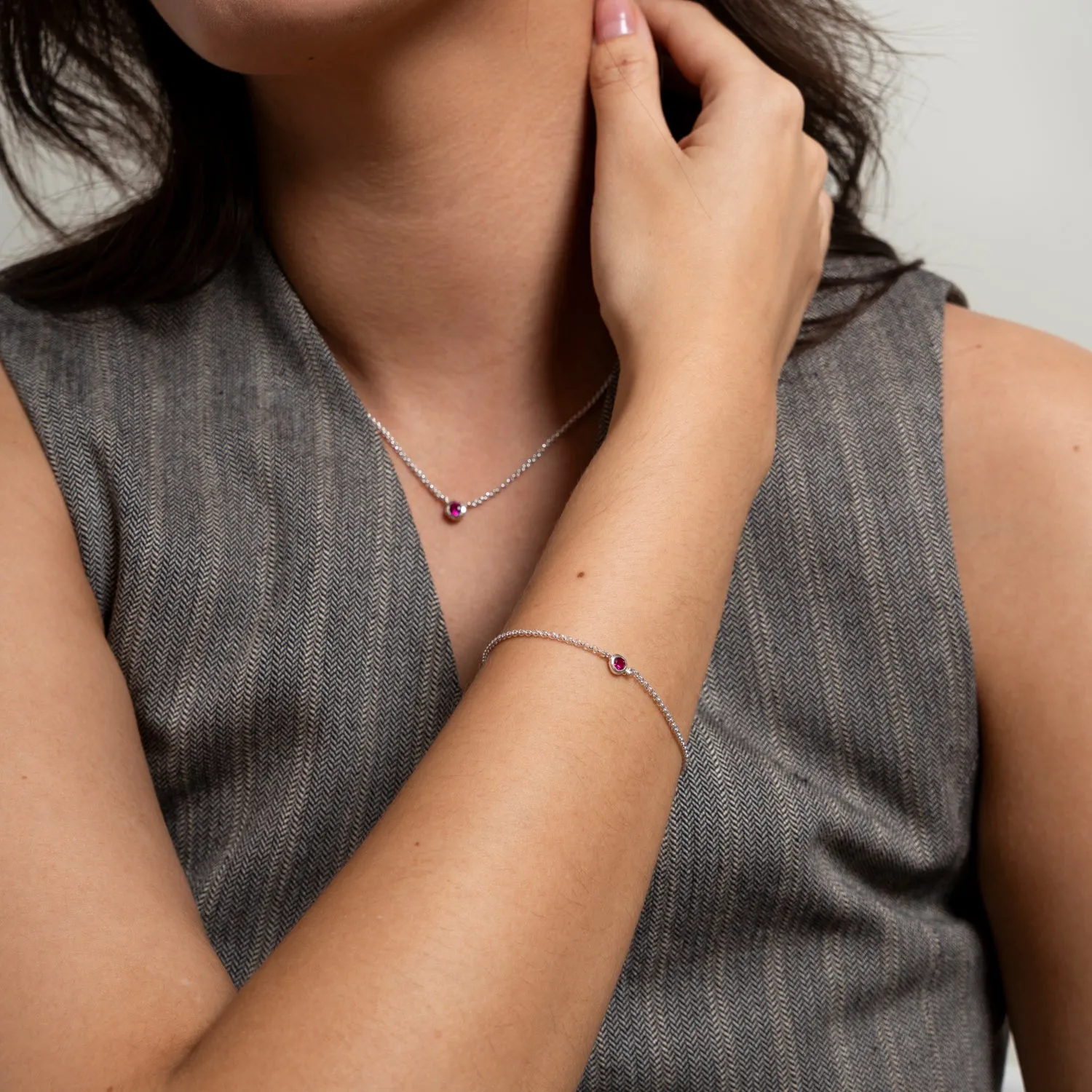 Single Ruby Dewdrop Chain Bracelet