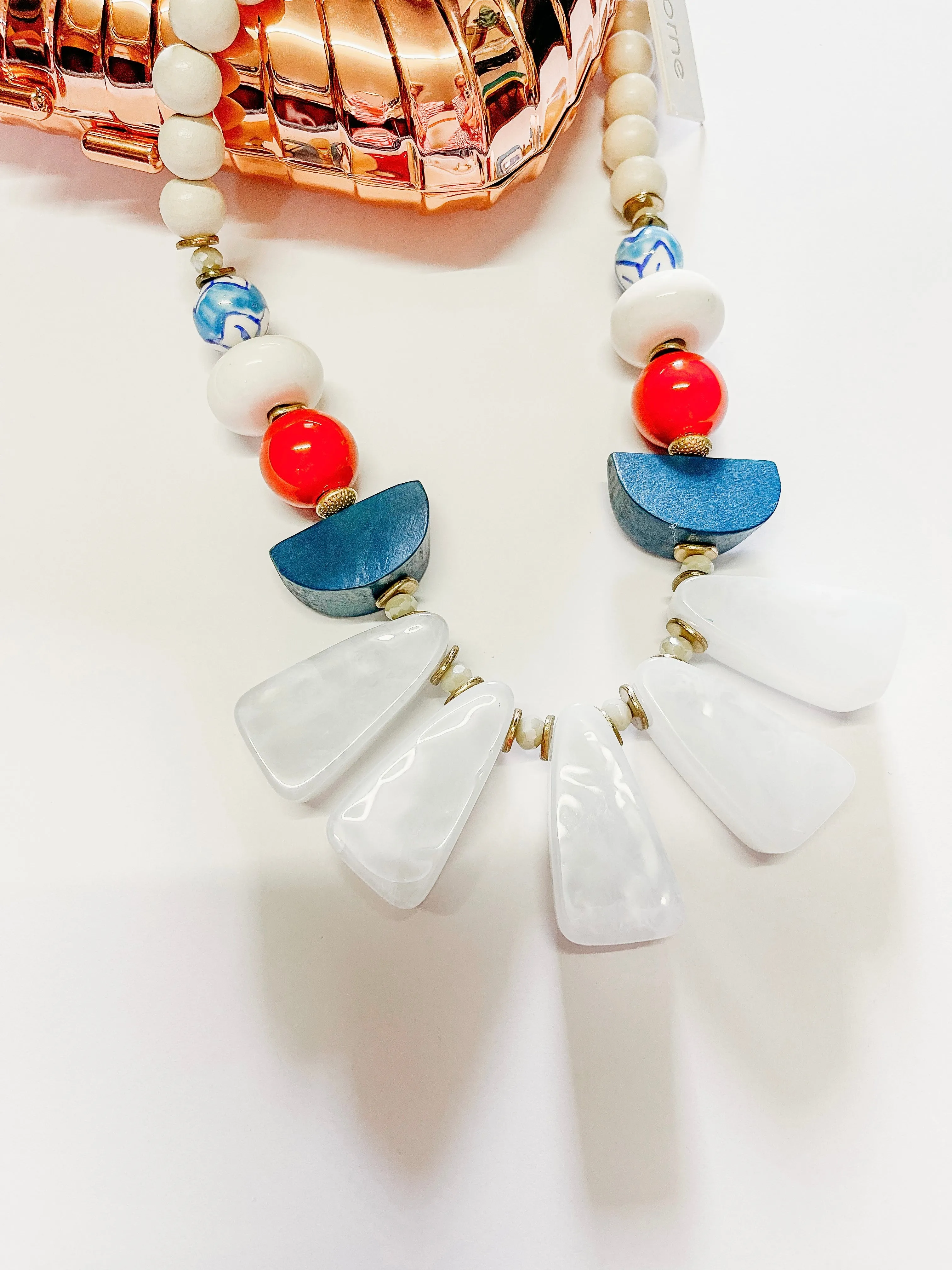 Summer White Necklace