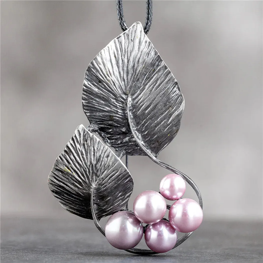 Vintage Leaf Pendant Long Necklace