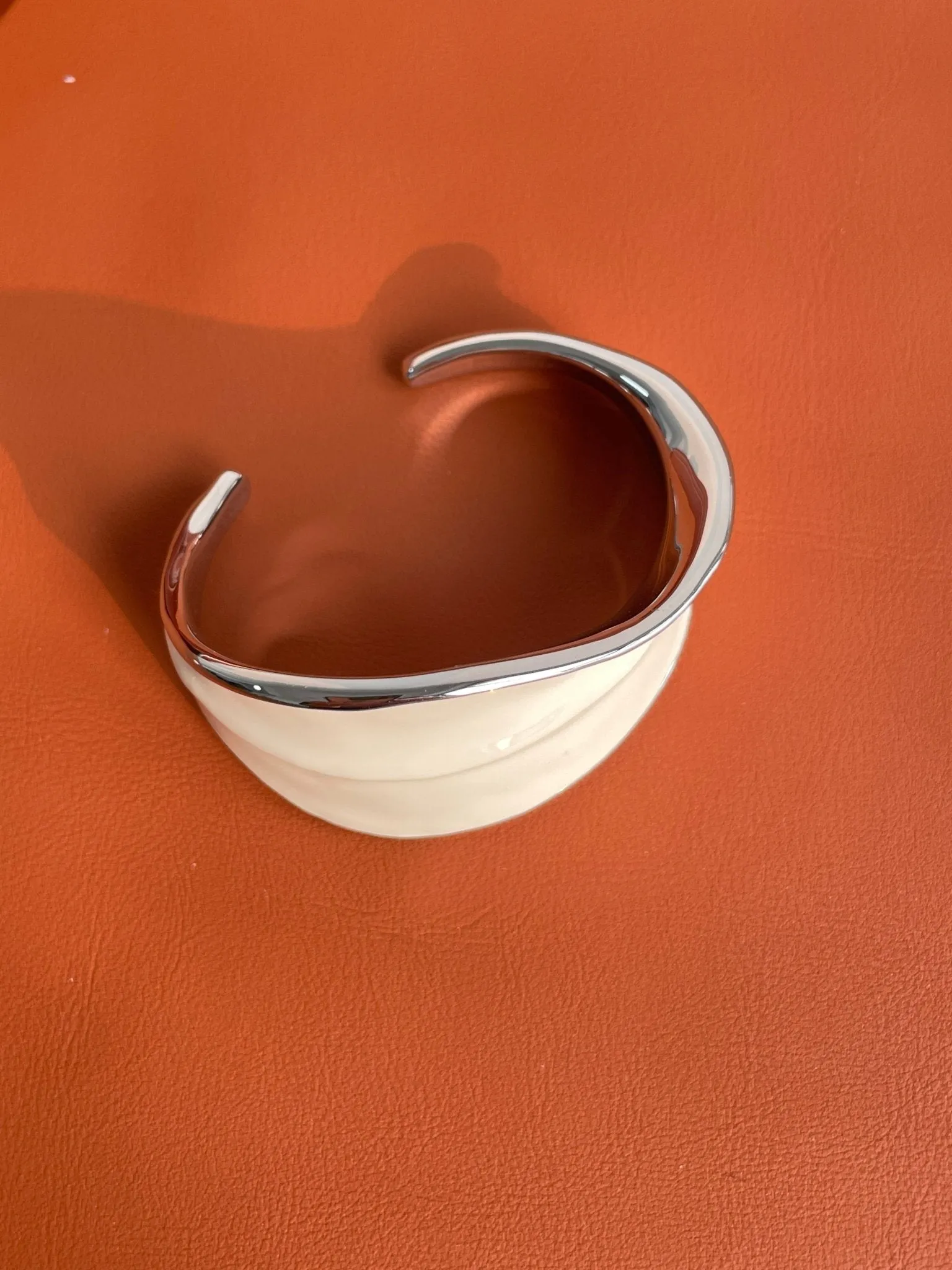 White Enamel Scroll Leaf Width Face Bangles Bracelet