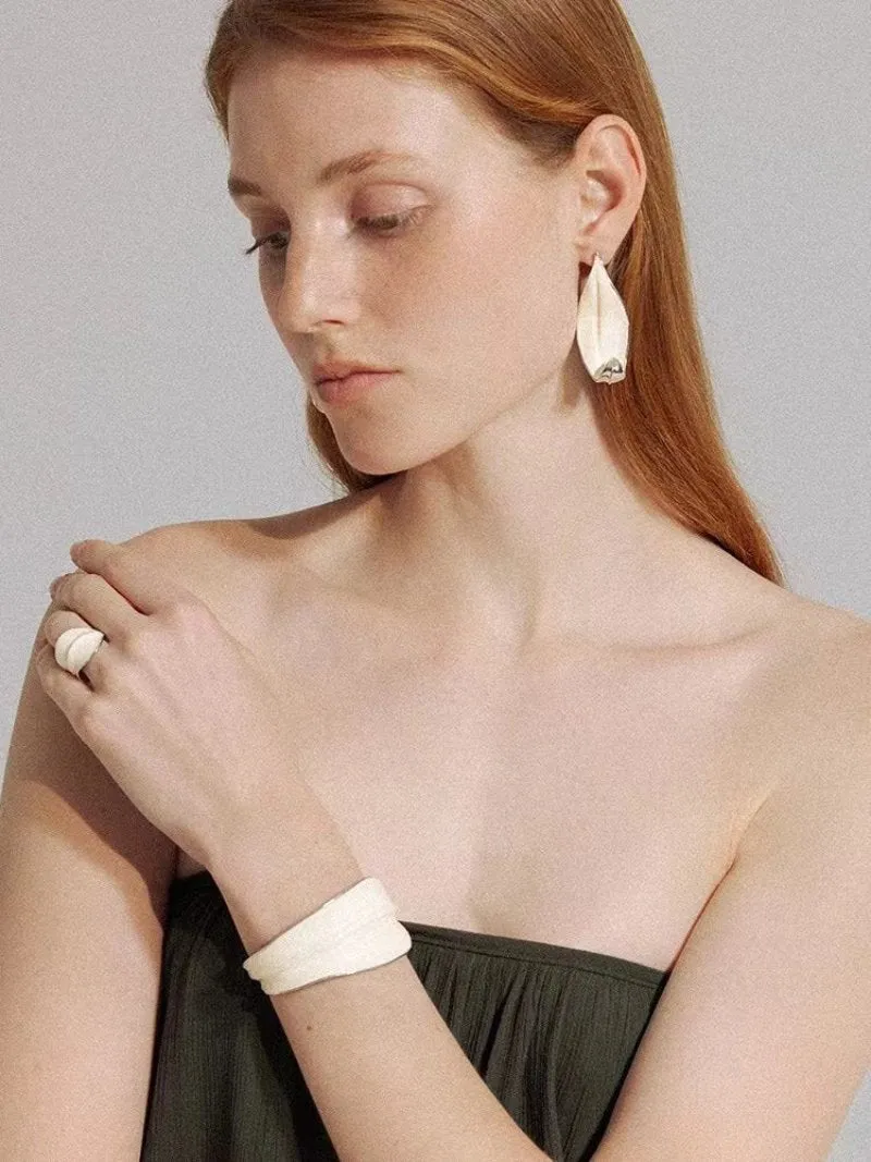 White Enamel Scroll Leaf Width Face Bangles Bracelet